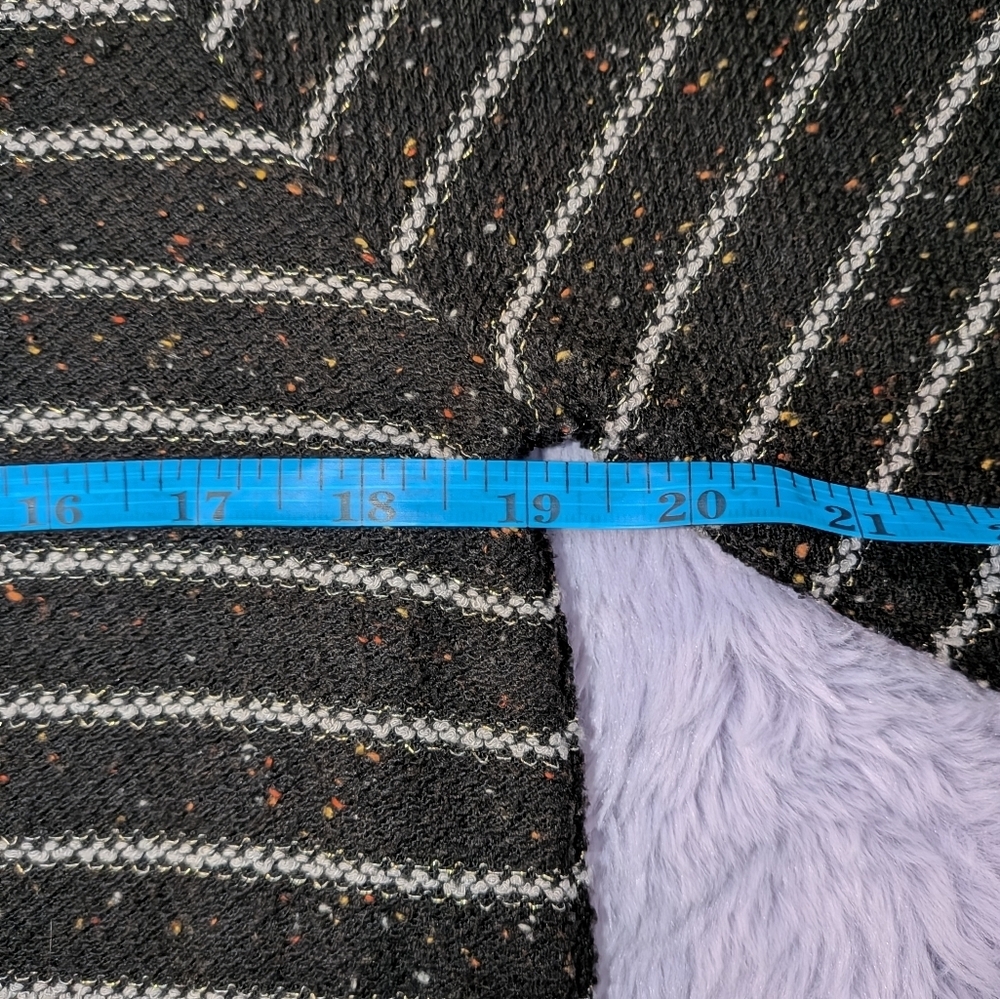 Banana Republic Black Sweater with Gold Accents - Picture 4 of 5